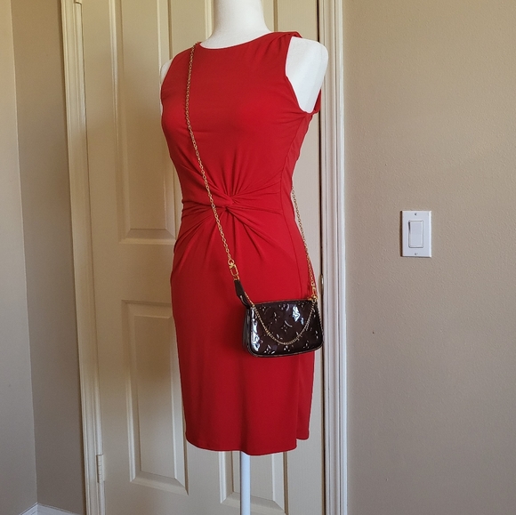 Sold- Brand new authentic Louis Vuitton Mini Pochette Vernis - Picture 2 of 16